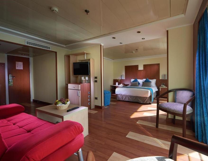 Nile View Jewel Hotel Kairo Bagian luar foto